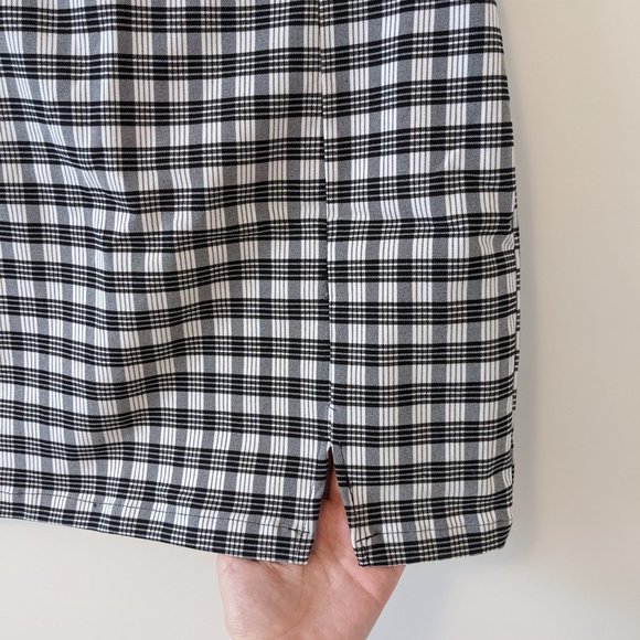 NWT Plaid Mini Skirt - Picture 2 of 3